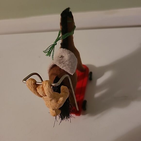 2006 Hallmark Keepsake Ornament - Picture 6 of 7